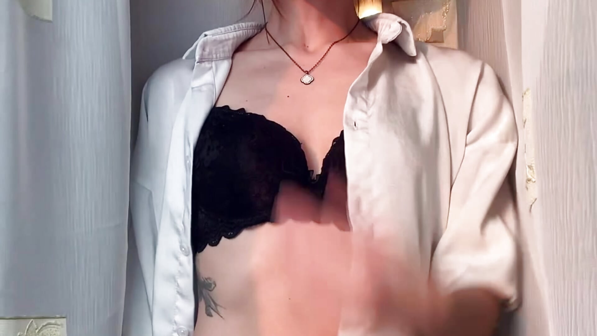 I am love - video by _polly_milk cam model
