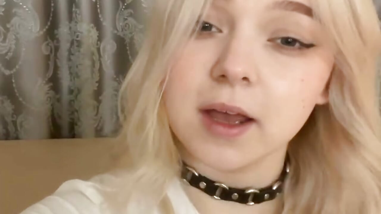 🤞 - vidéo du modèle de showcams ZaraCreedon