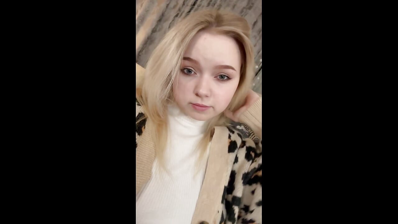 🤳💕 - vidéo du modèle de showcams ZaraCreedon