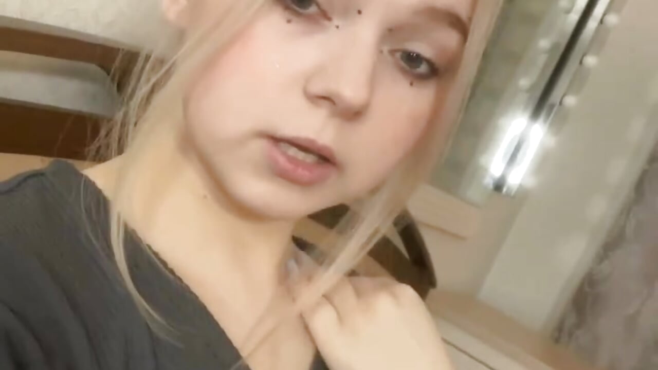 🥂 - vidéo du modèle de showcams ZaraCreedon