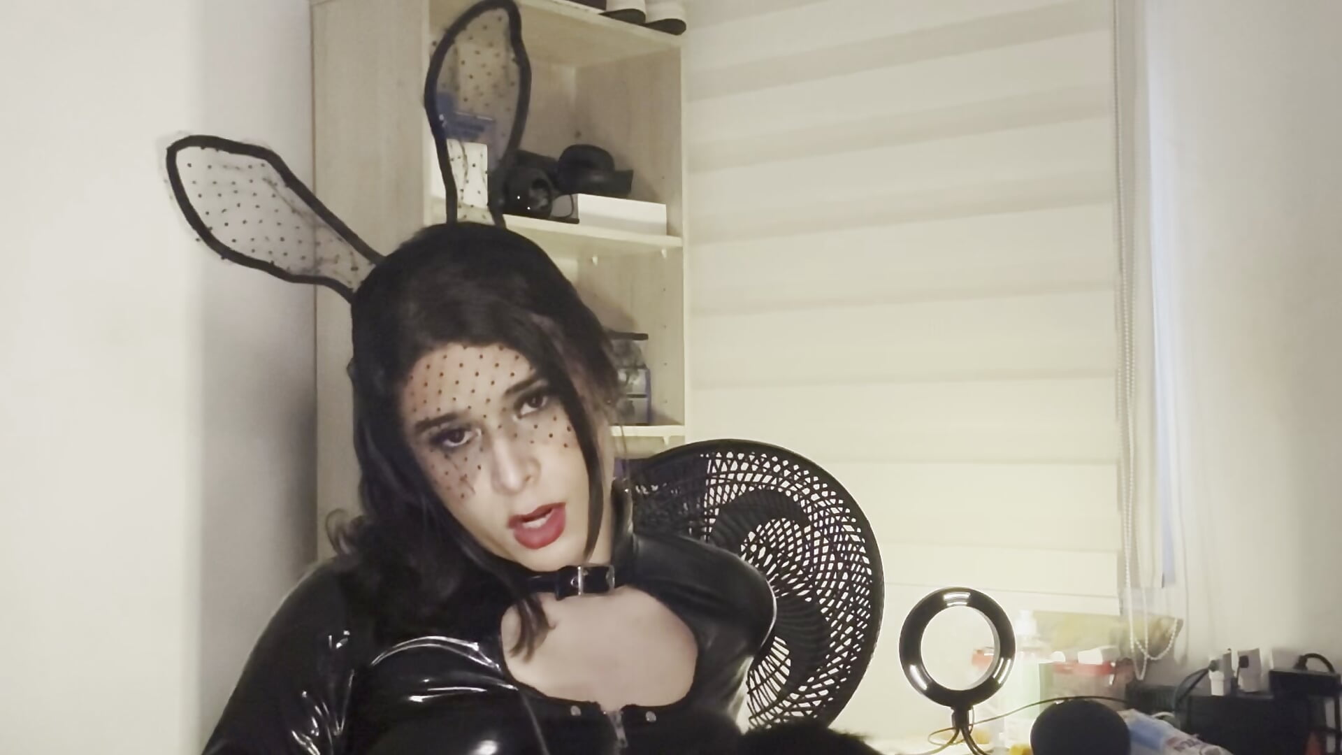 her first time with a TRANS COCK – video od webkamerové modelky misstresbigcockts