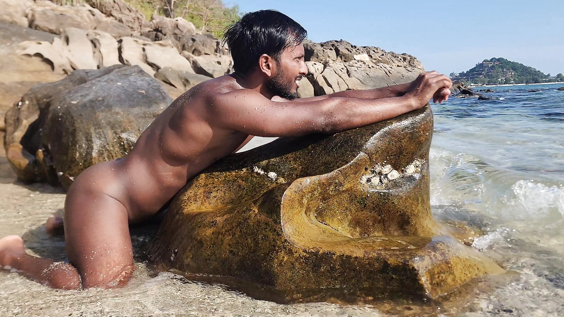 Naked Modeling On A Beach 🥵