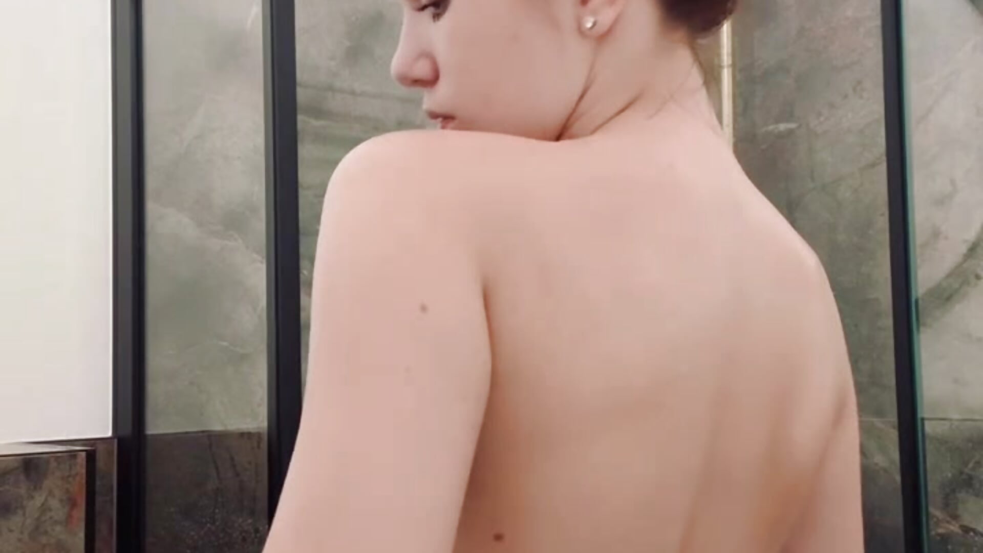 Bath time 🔥 - video by Sunny_Sweety cam model