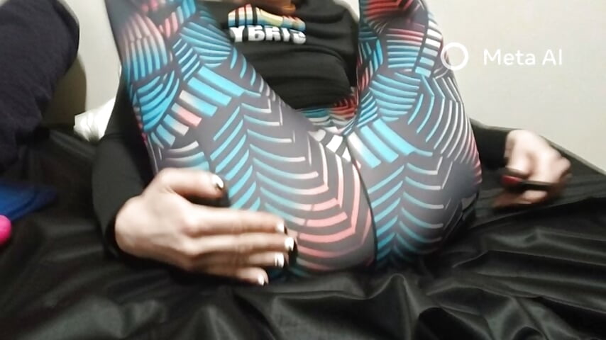 Twerken - video av Doggyray44 cam model