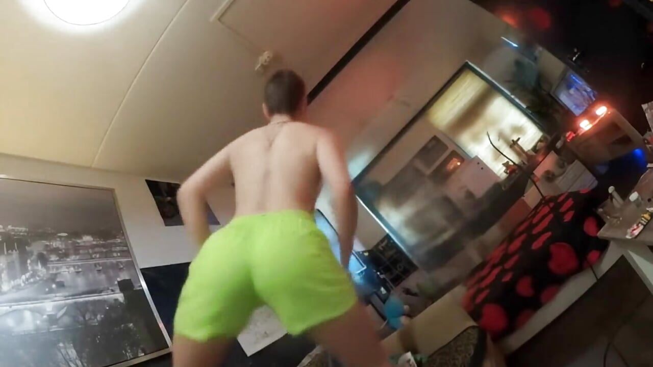 Shake that ass - video av Doggyray44 cam model