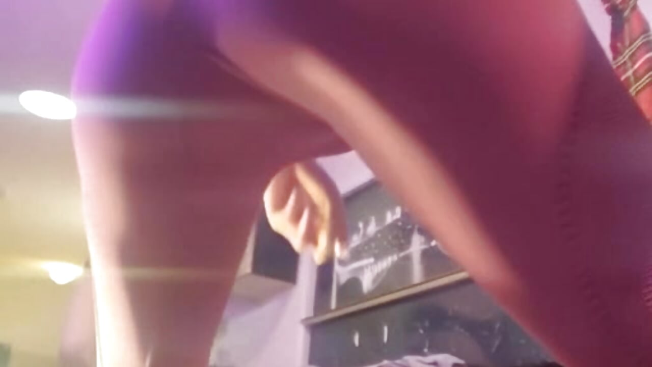 Ai - video av Doggyray44 cam model