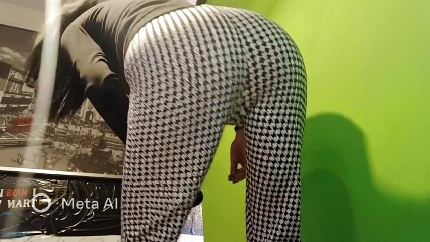 Twerk - video av Doggyray44 cam model