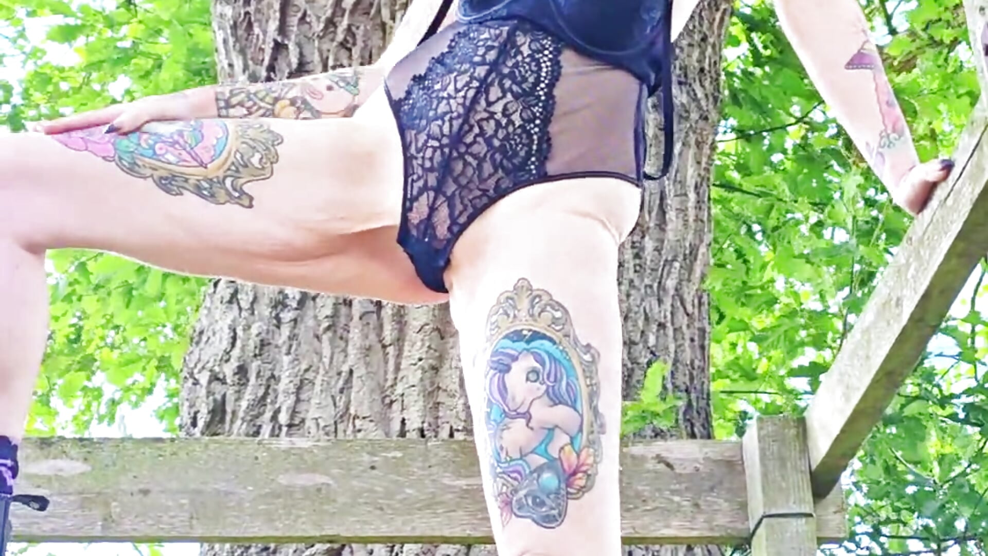 🌳 Outdoor 🌳 Purple auf dem Hochsitz 🔥 - Purple_Coffin666 캠 모델의 동영상