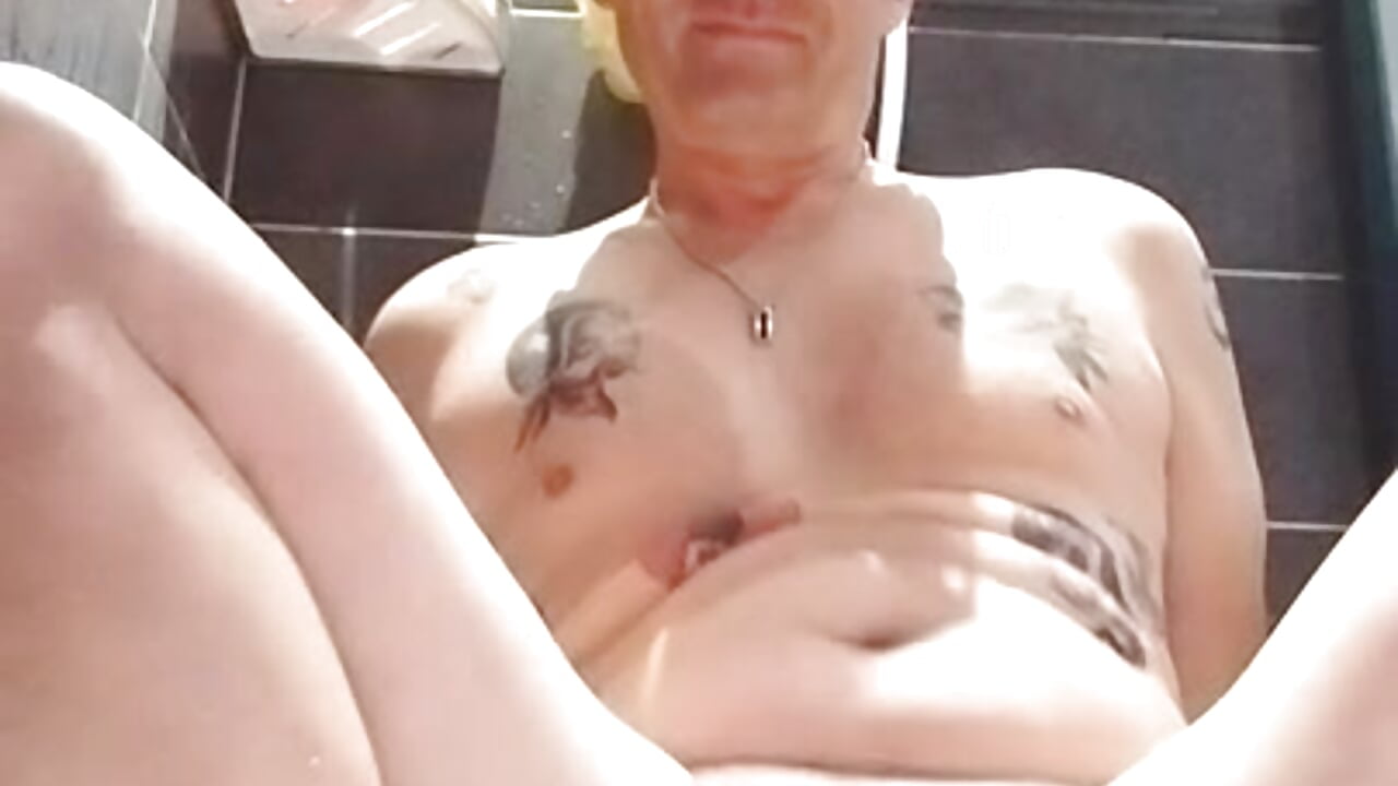 Sex toy in ass - video by Manou1971 cam model