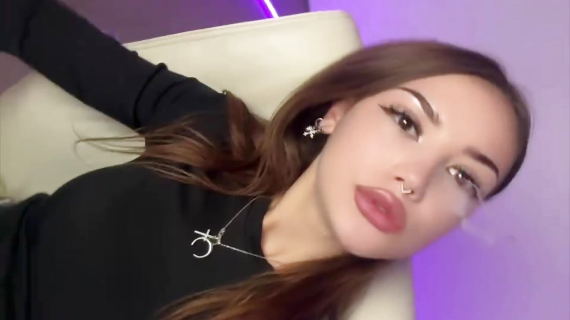 I'm always waiting for you🥰😘 - video by Sandy_GG cam model