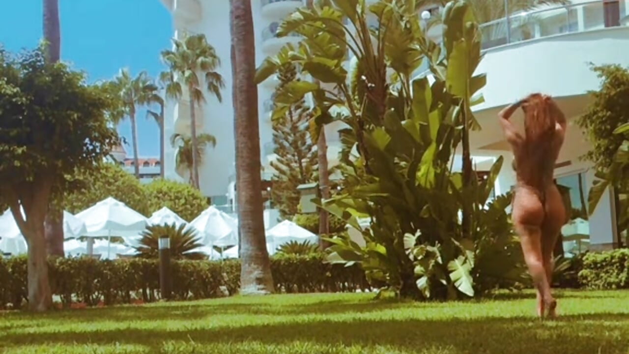 Ca na si si cana nai nai ! - vidéo du modèle de showcams VictoriaMazze