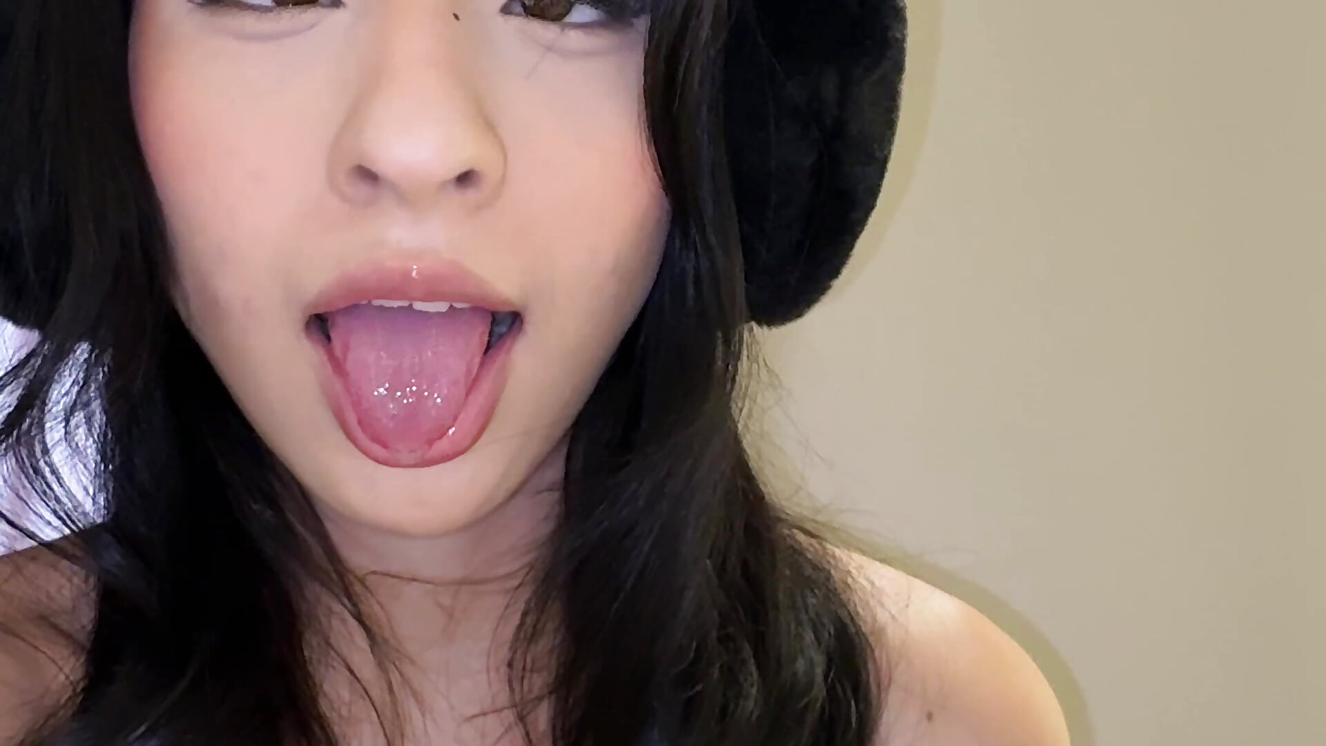 Ahegao wet pussy 🐰💦