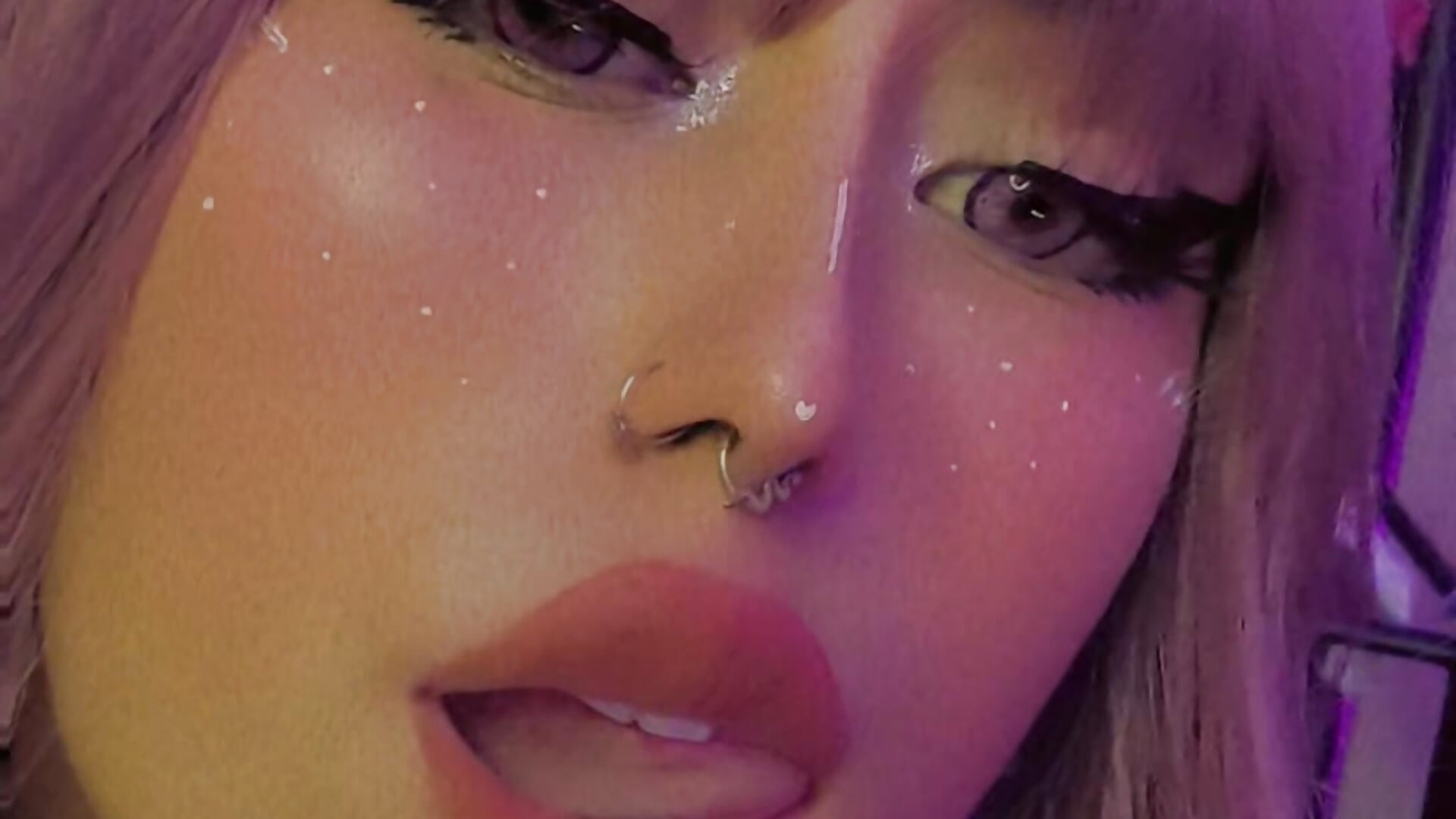 Happy elf ✨💦 - video by ness_wi cam model