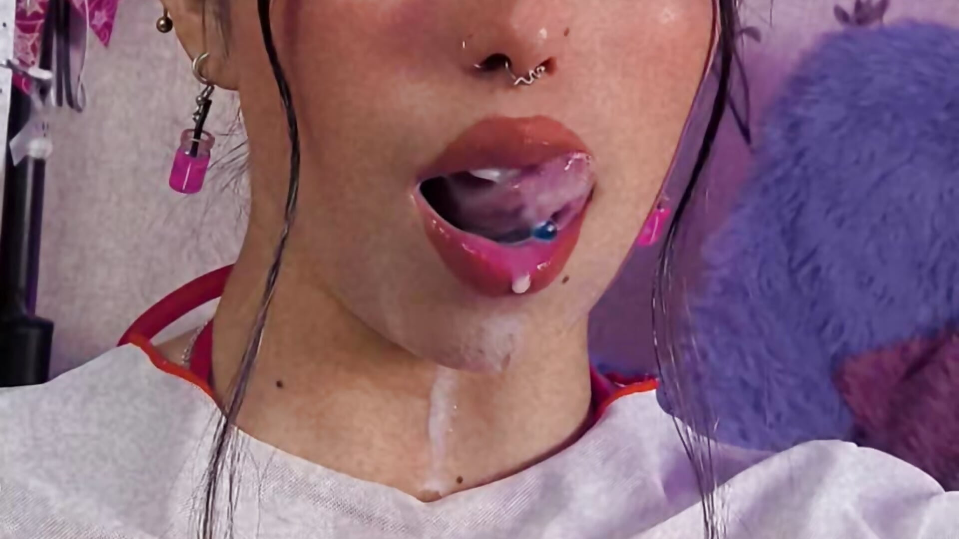 Tu leche en mi boca 💦👅👅 - video by ness_wi cam model