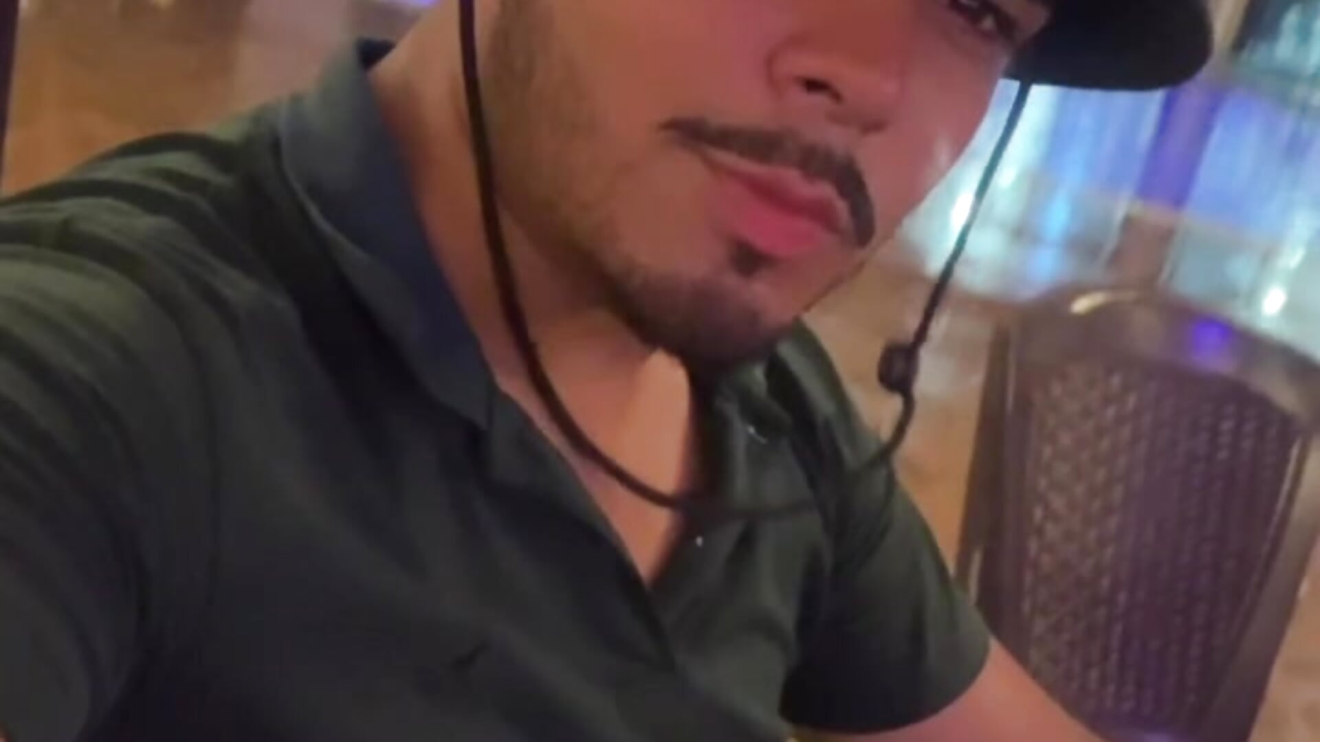 Come - video od modelky/modela thiagowes