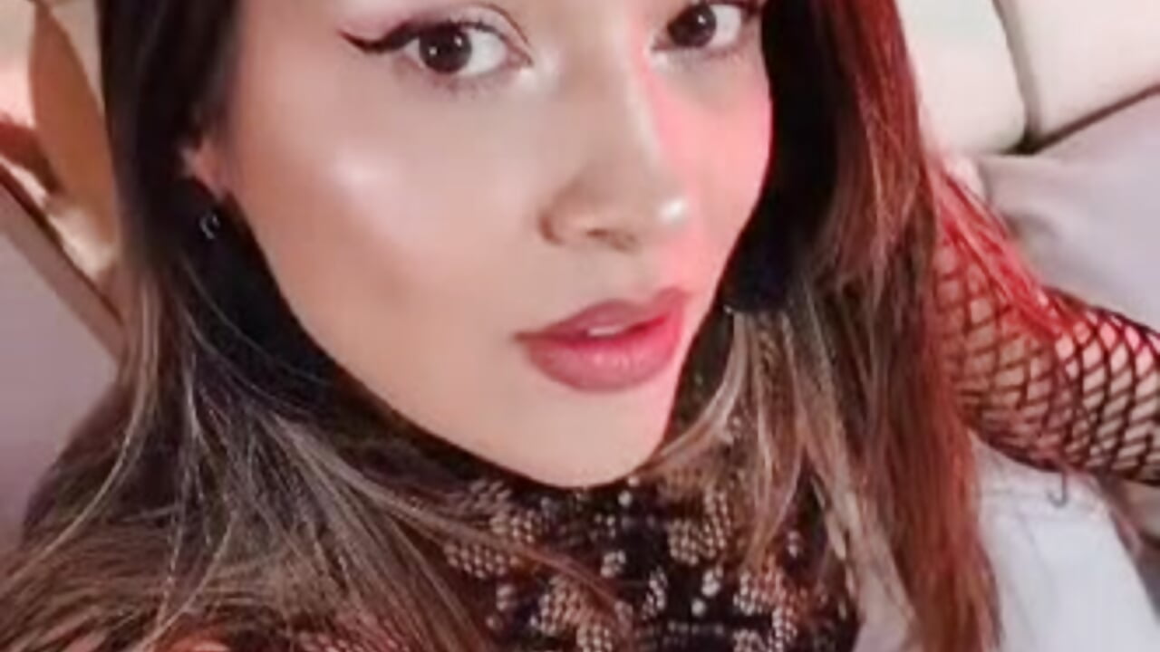 video (2) - video by camilawm19 cam model