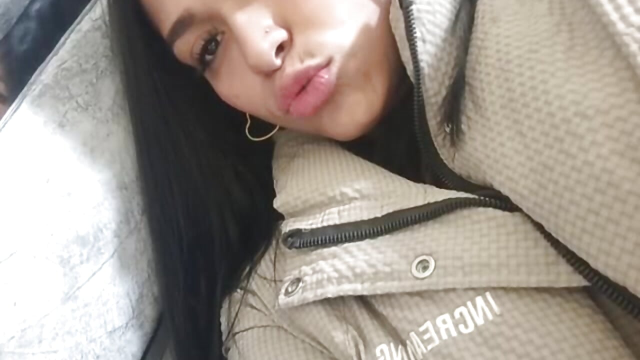 Kisses for you! - video by samantha_simur cam model