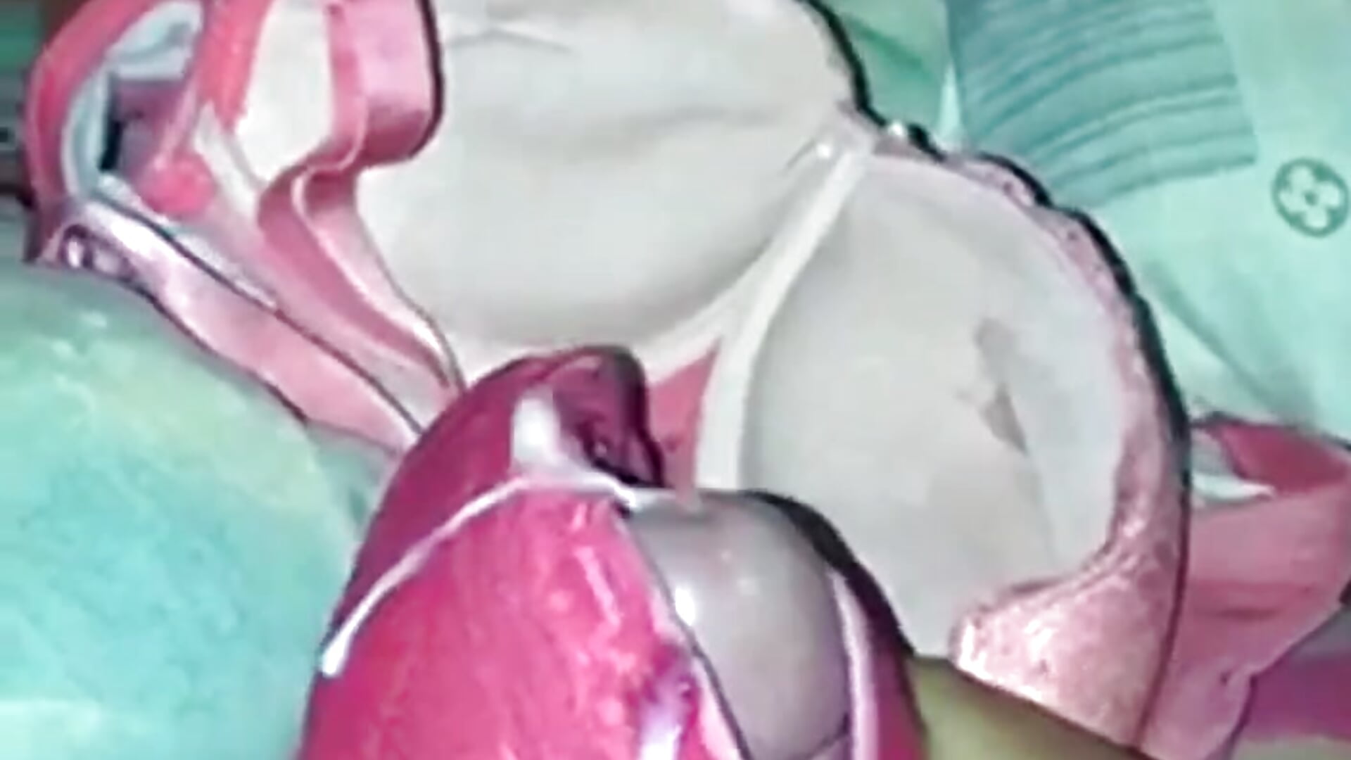 Cum o 2 bra - video by WowPanty cam model