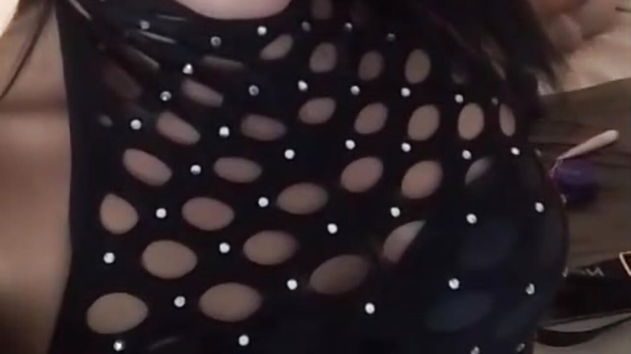 WhatsApp Video 2026-04-13 at 7,17,33 PM - video od modelky/modela zoe_hecate_sexx