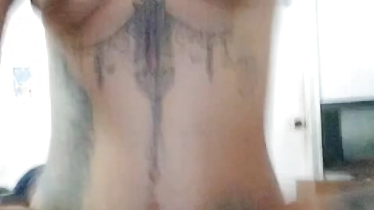 cabalgando - video by dereck_sofia cam model