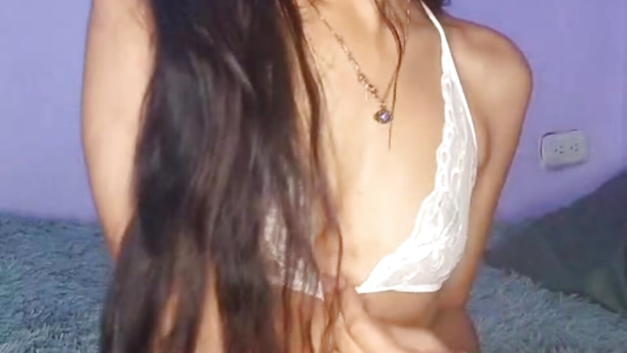 naugthy sexy baby girl 4daddy - video van emma_ambar cam-model