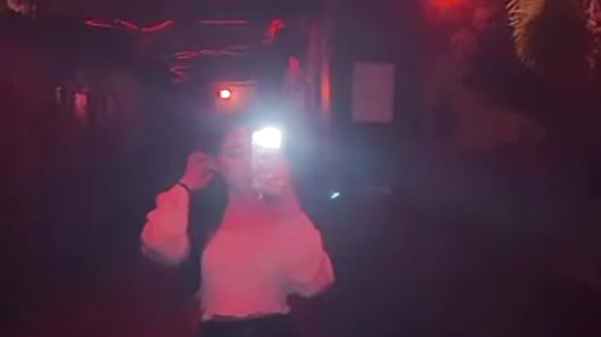 Hanging out - video by blockjain cam model