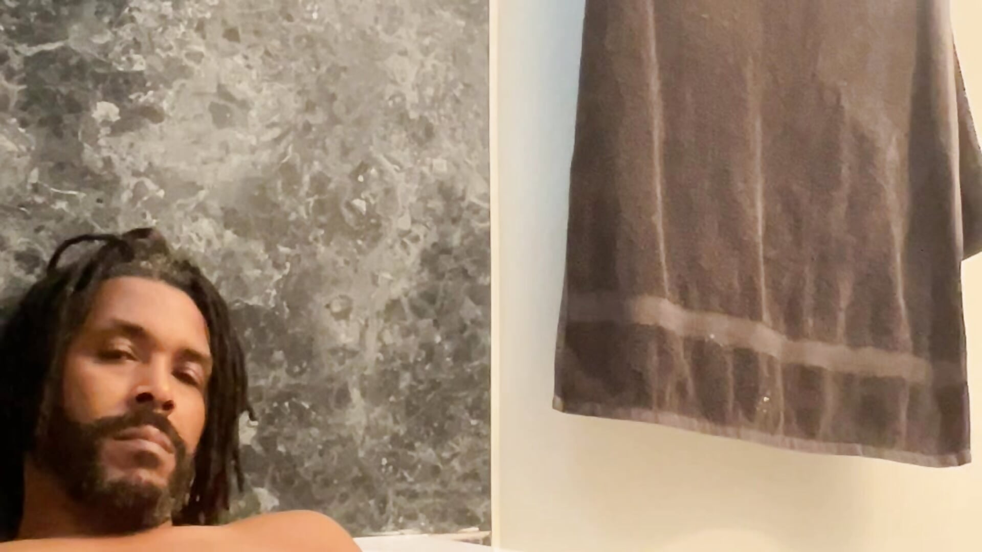 Naked rubbing teaser😁 - video by bigdinca cam model