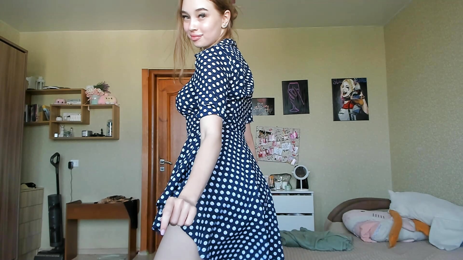 Part 1  of the striptease in a dress in polka dots - video by Kevin_Amy cam model