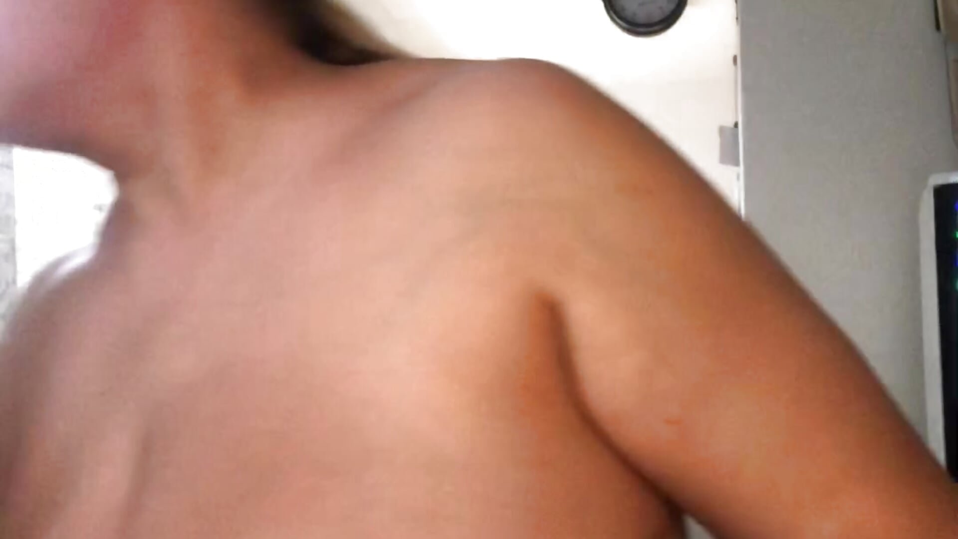 Put top and touch boobs - video av Meliss_Official9 cam model