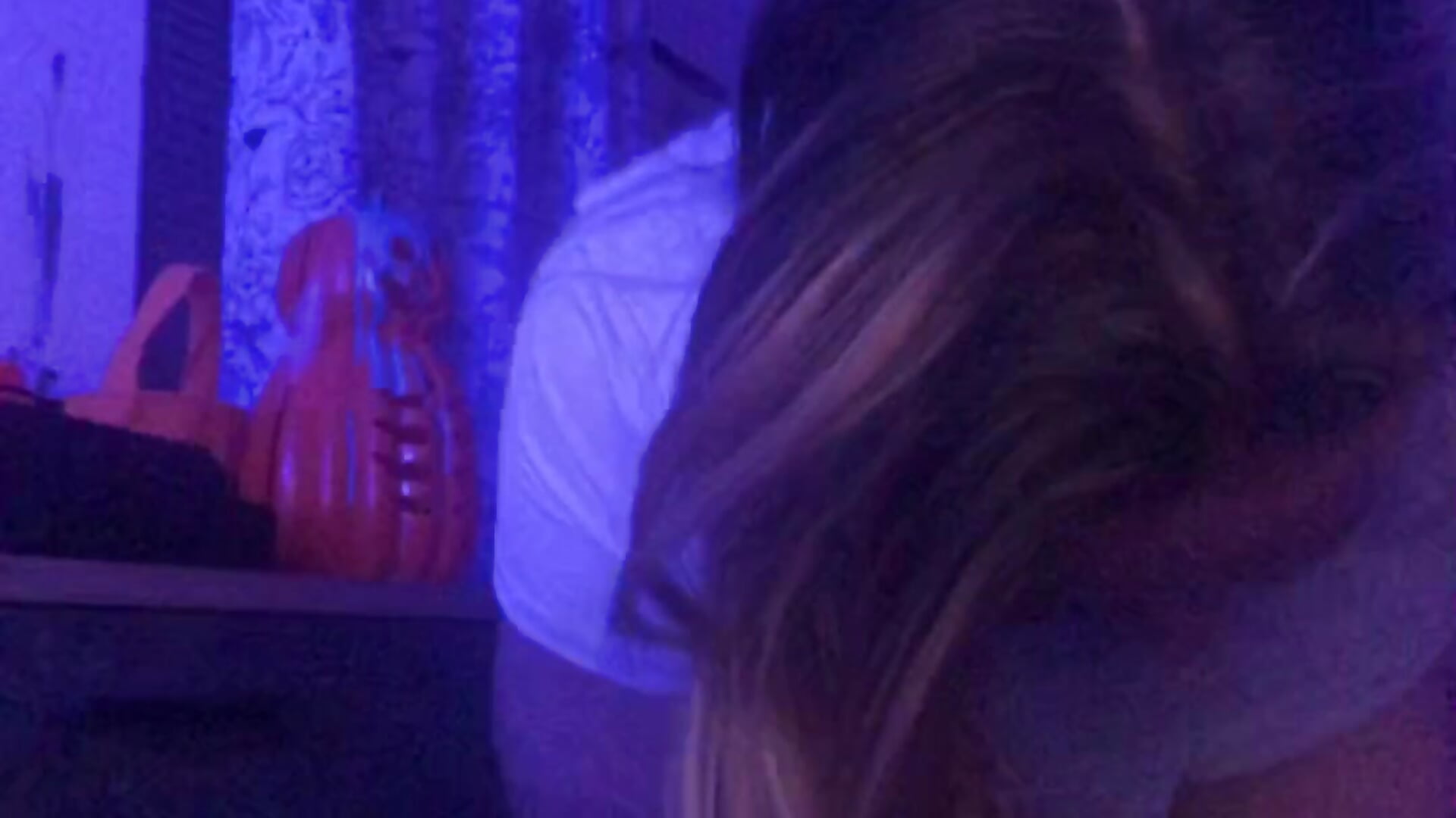 Fuck my dildo wet pusy - video av Meliss_Official9 cam model