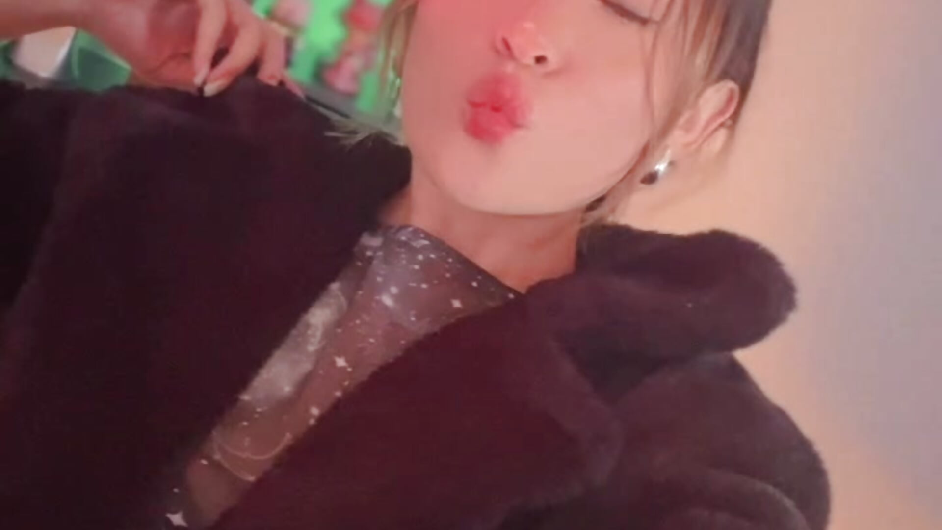 7e971c6a4af64c50a295a1e54252dc00 - video by Nicky_sexfire cam model