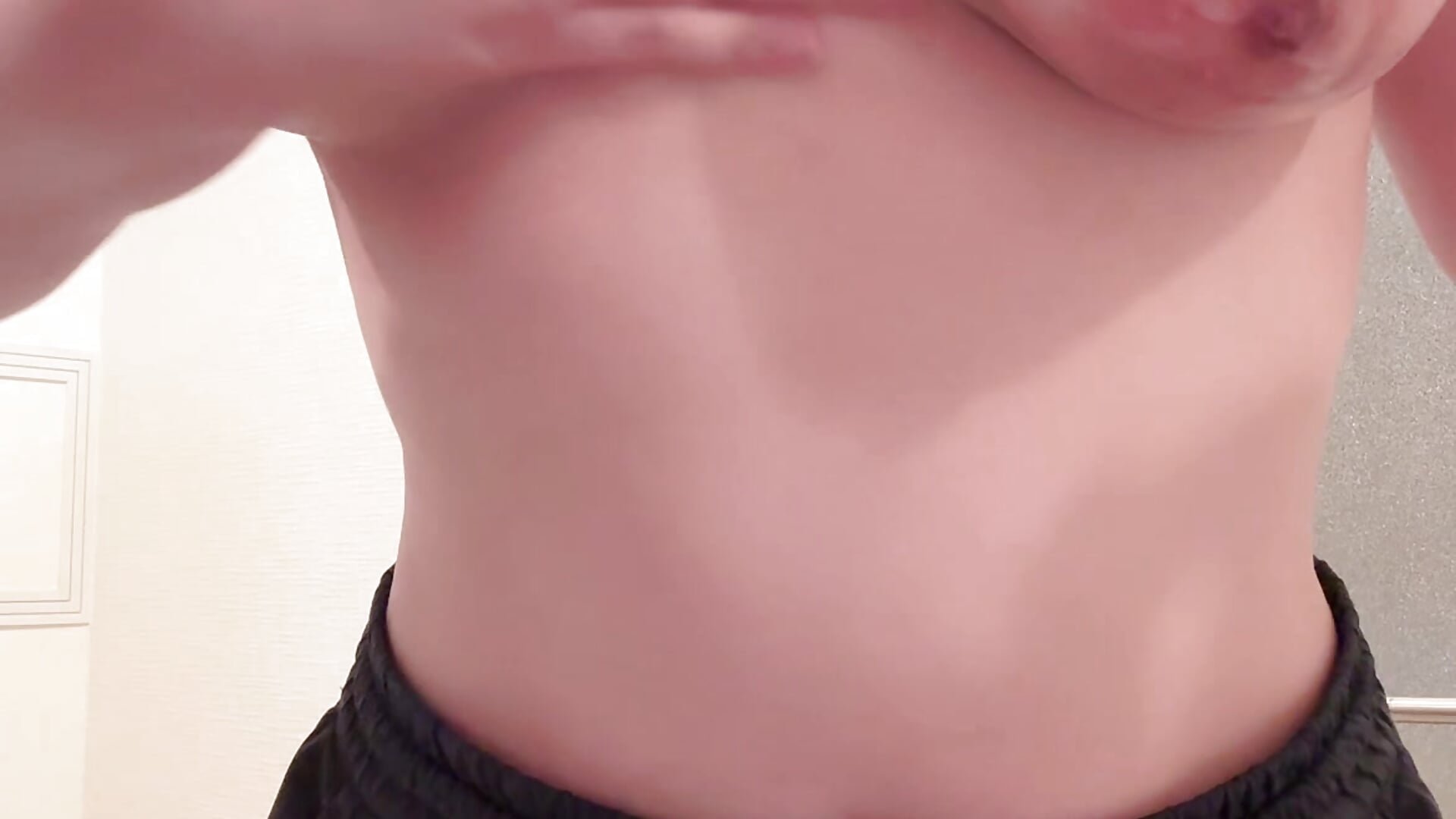 生おっぱいオイルマッサージ