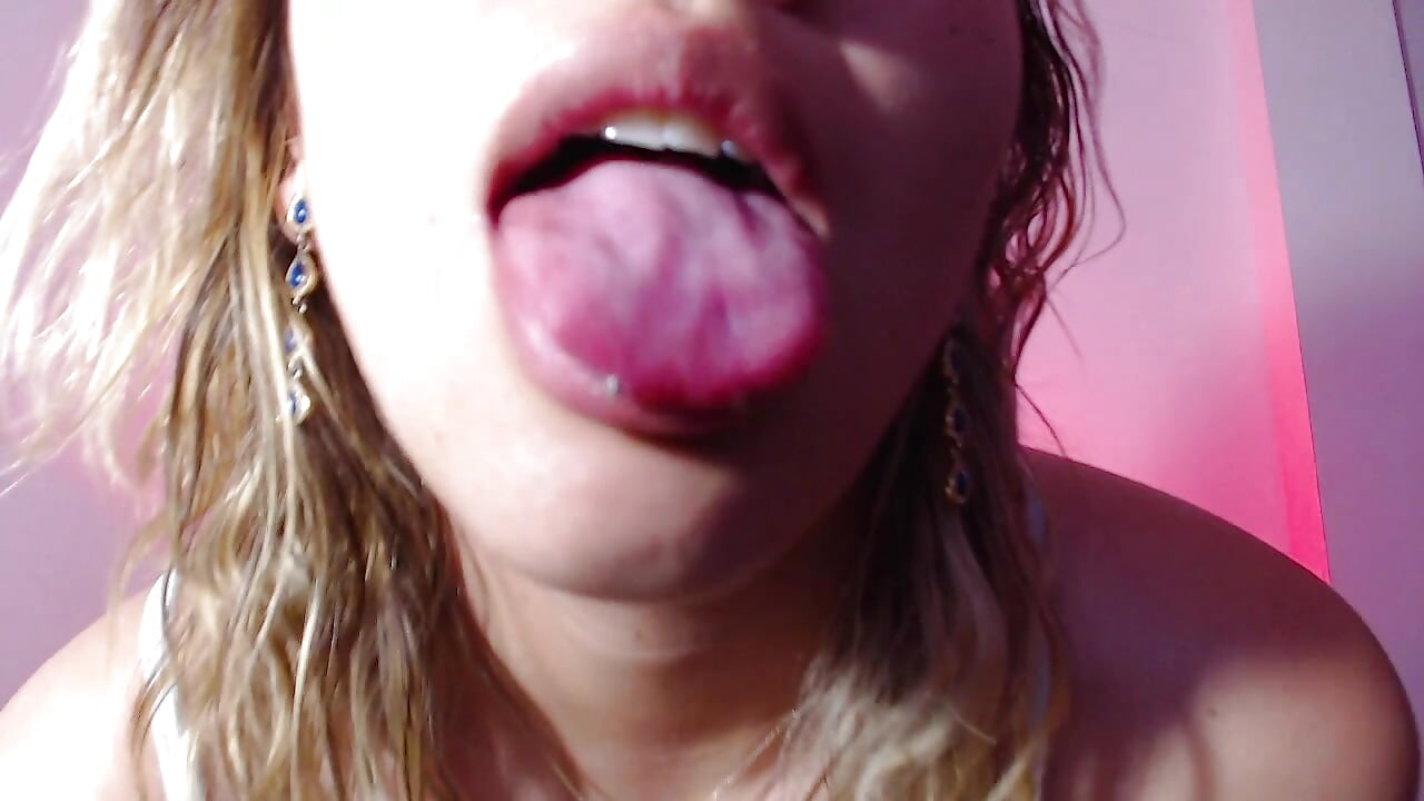 Piercing - video van nina_carther cam-model