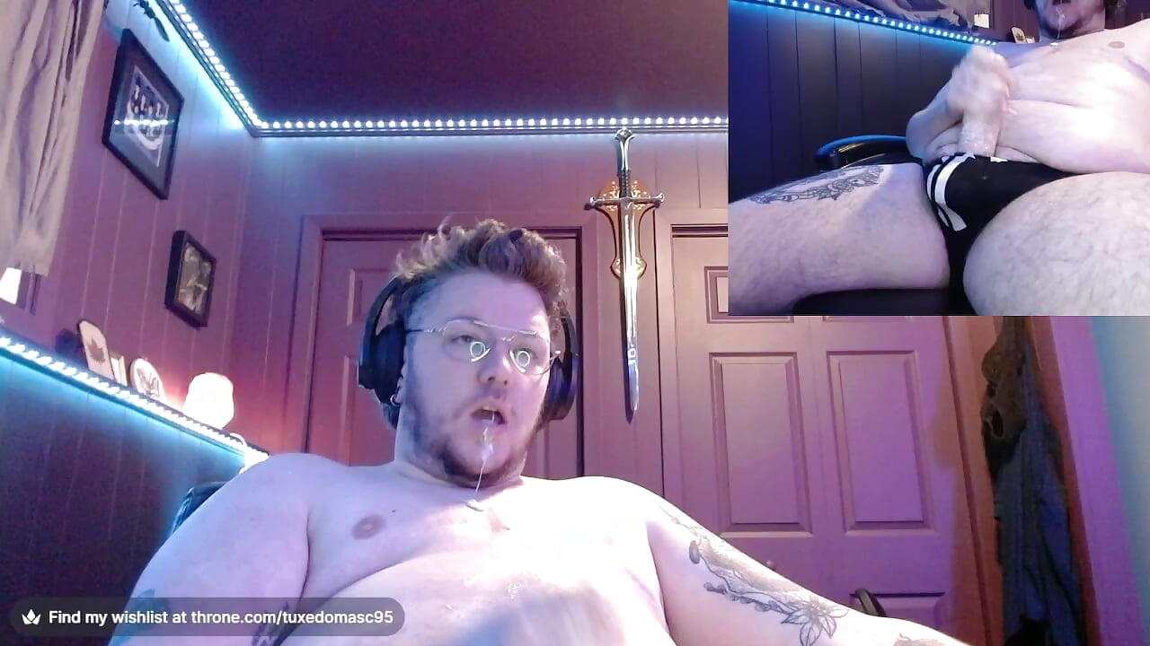 teaser - 12 mins of me stroking a dildo and cumming all over myself - video by tuxedomasc95 cam model