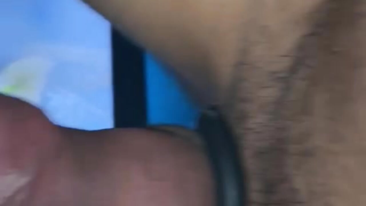 chceš vidět jak krásně držím jako pisivka - відео від вебкаммоделі boysexy350