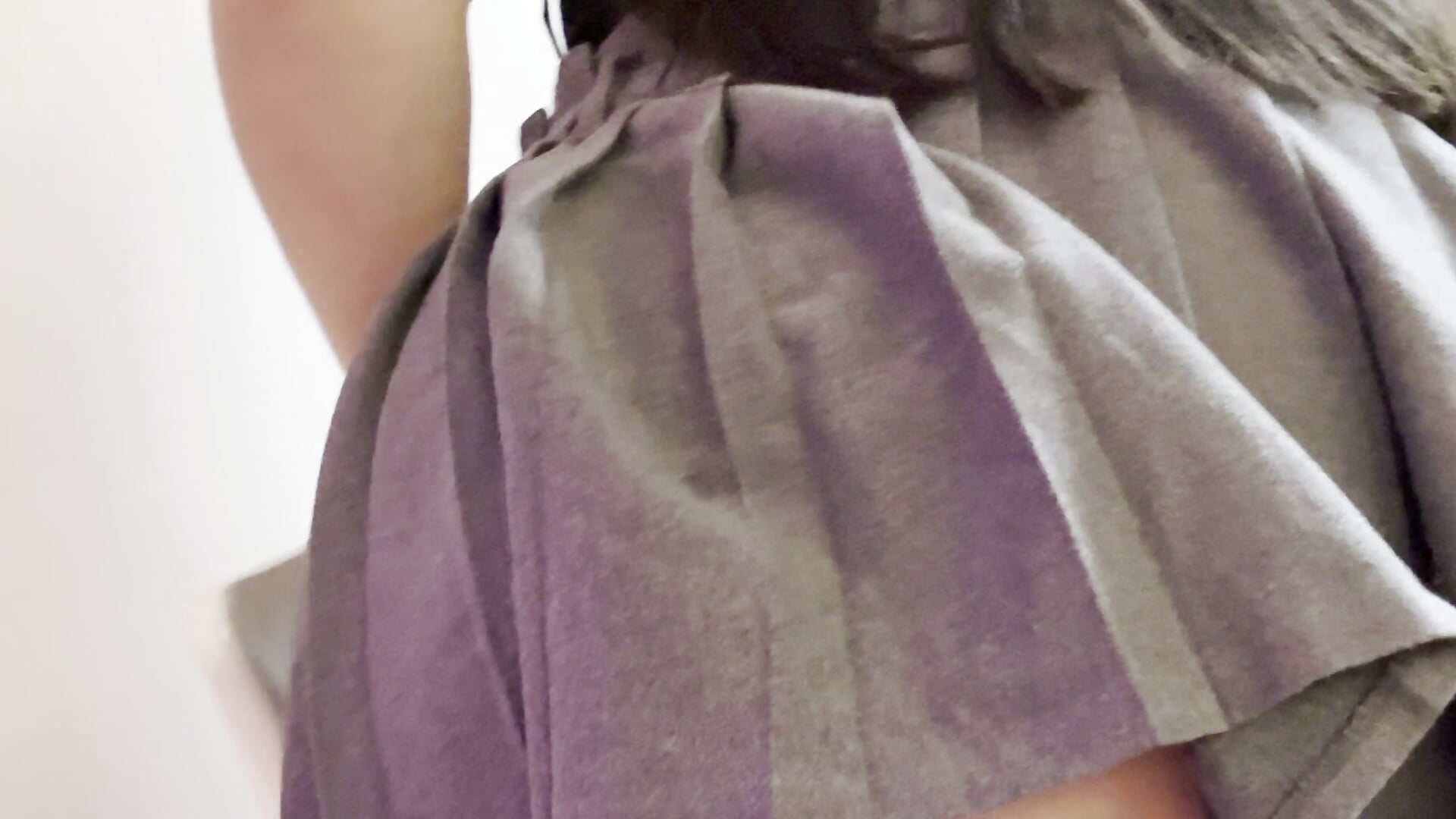 MILA BODY TOUR (UP SKIRT) - clip cu xHONEYHAMSTERSx model videochat