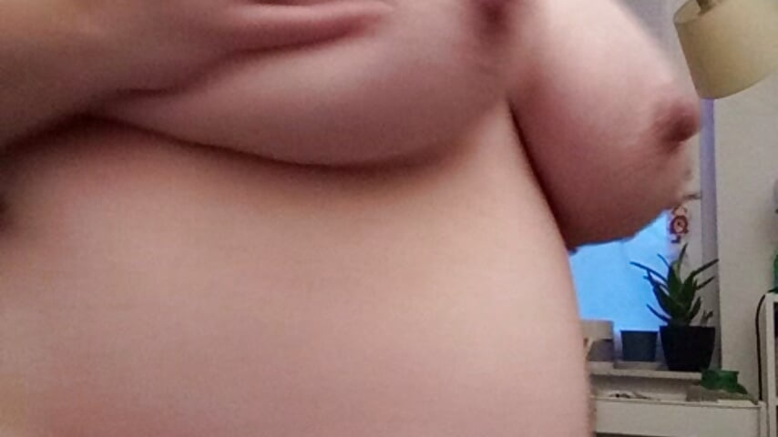 Naked fatty - video by MarthaBriest cam model