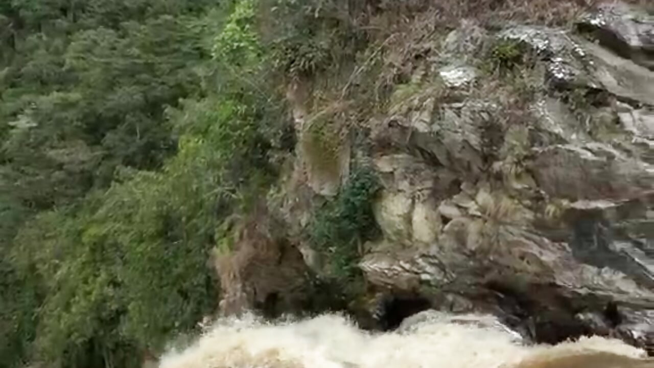 let it flow💦 - Video von emma_brooks1 Cam-Model