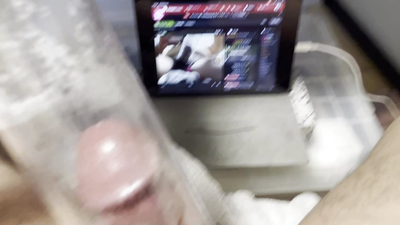 配信中動画5 - video by loinclothgay cam model