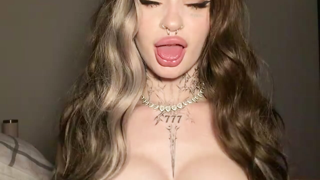 🆕Cum here !! - clip cu madelinexx model videochat