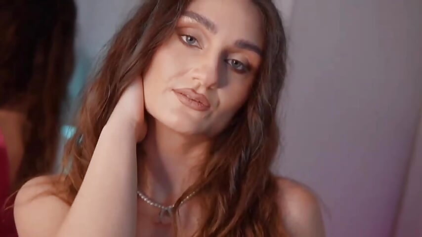 Teasing you... - video oleh model kamera AliyaWade_