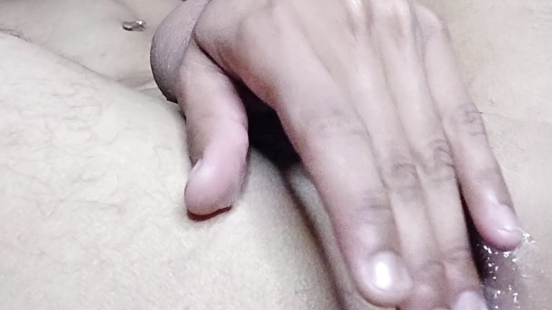 Play with my hungry ass🔥