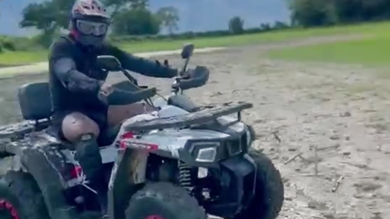 hey – video od webkamerové modelky Camilo_caballero