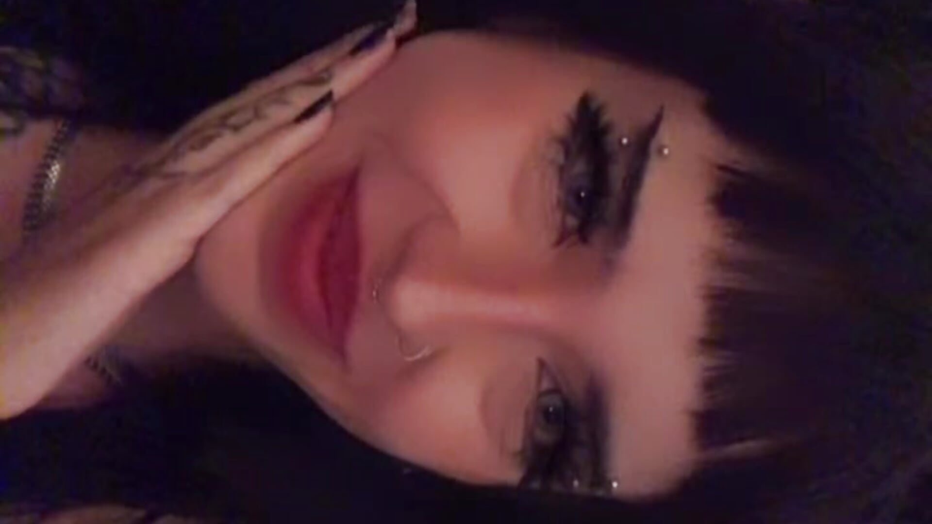 Hii - video by thecoven cam model