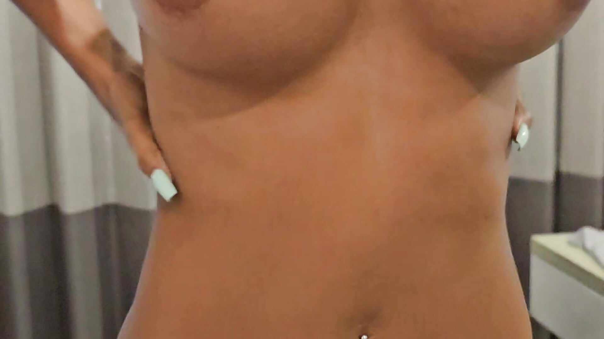 This little body can drive you crazy - video by thai-dreamgirl cam model