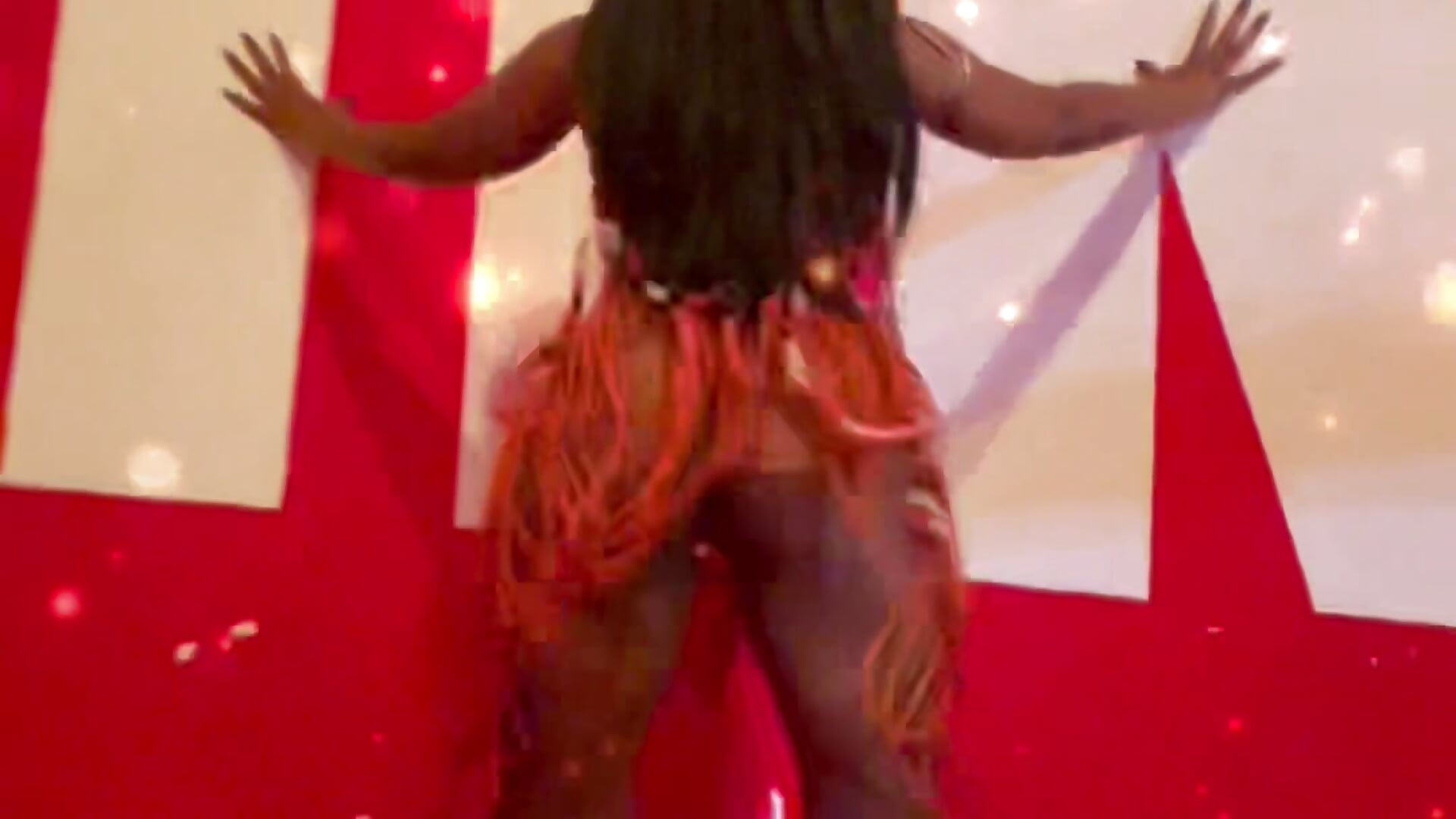 Testando o vestido 😍 - video by Cristianemasca cam model