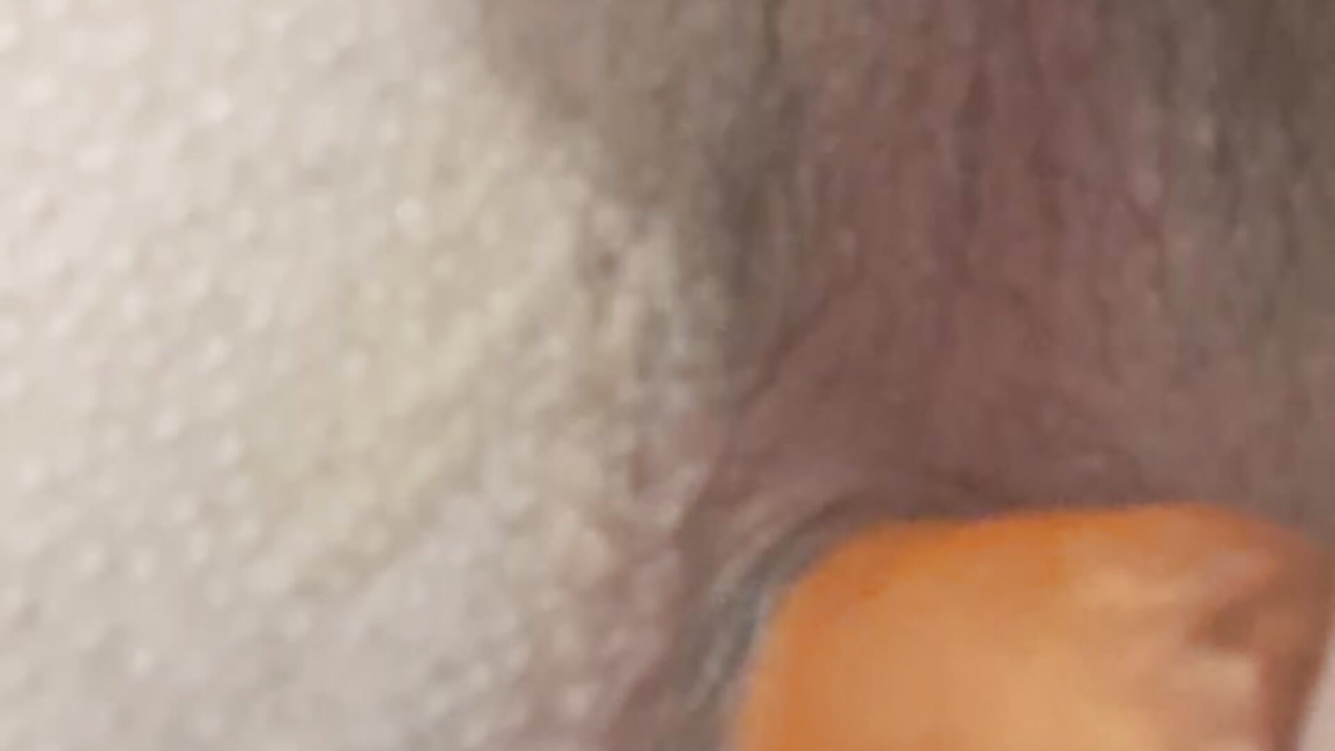 carrot in the ass - video by isa_019 cam model