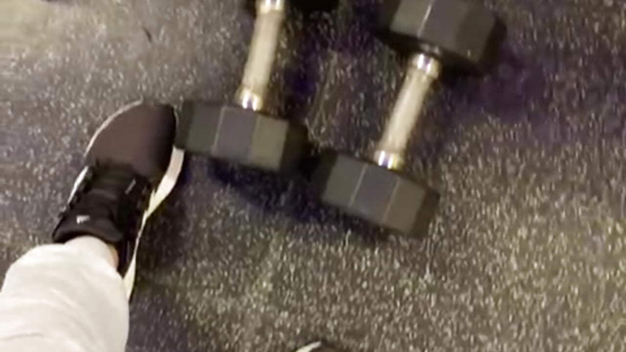 Gym 🏋🏽 - video by Dakota_Mon cam model
