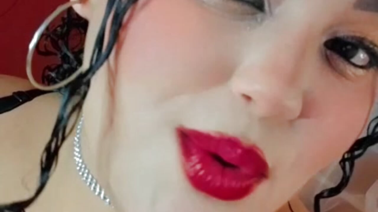 doce－カメラキャストのMelannieSimonsの動画