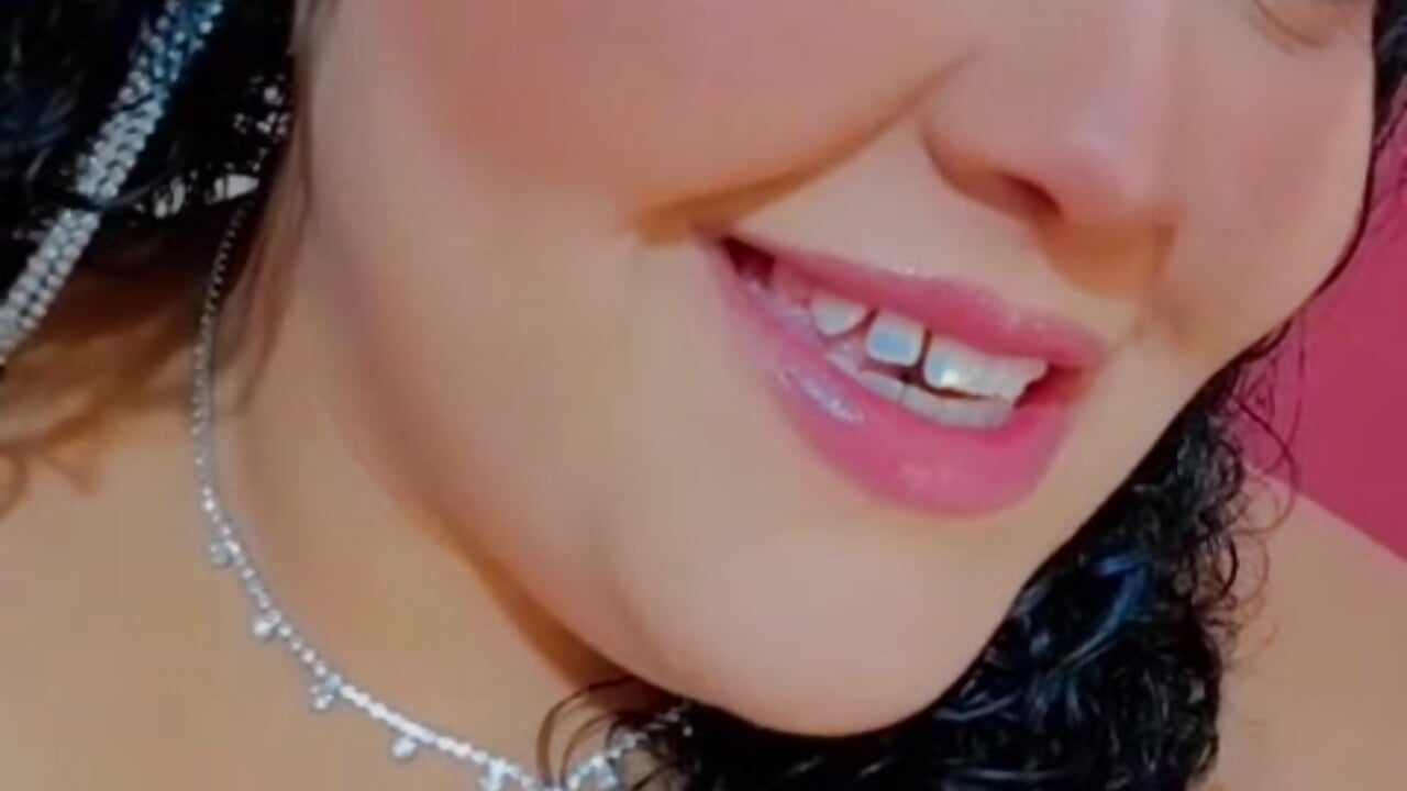 8－カメラキャストのMelannieSimonsの動画